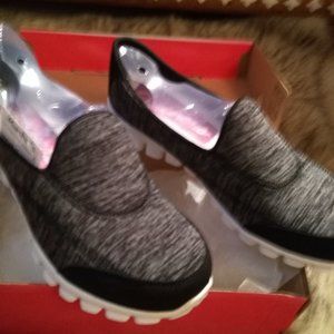 Memory Foam Walking Shoes